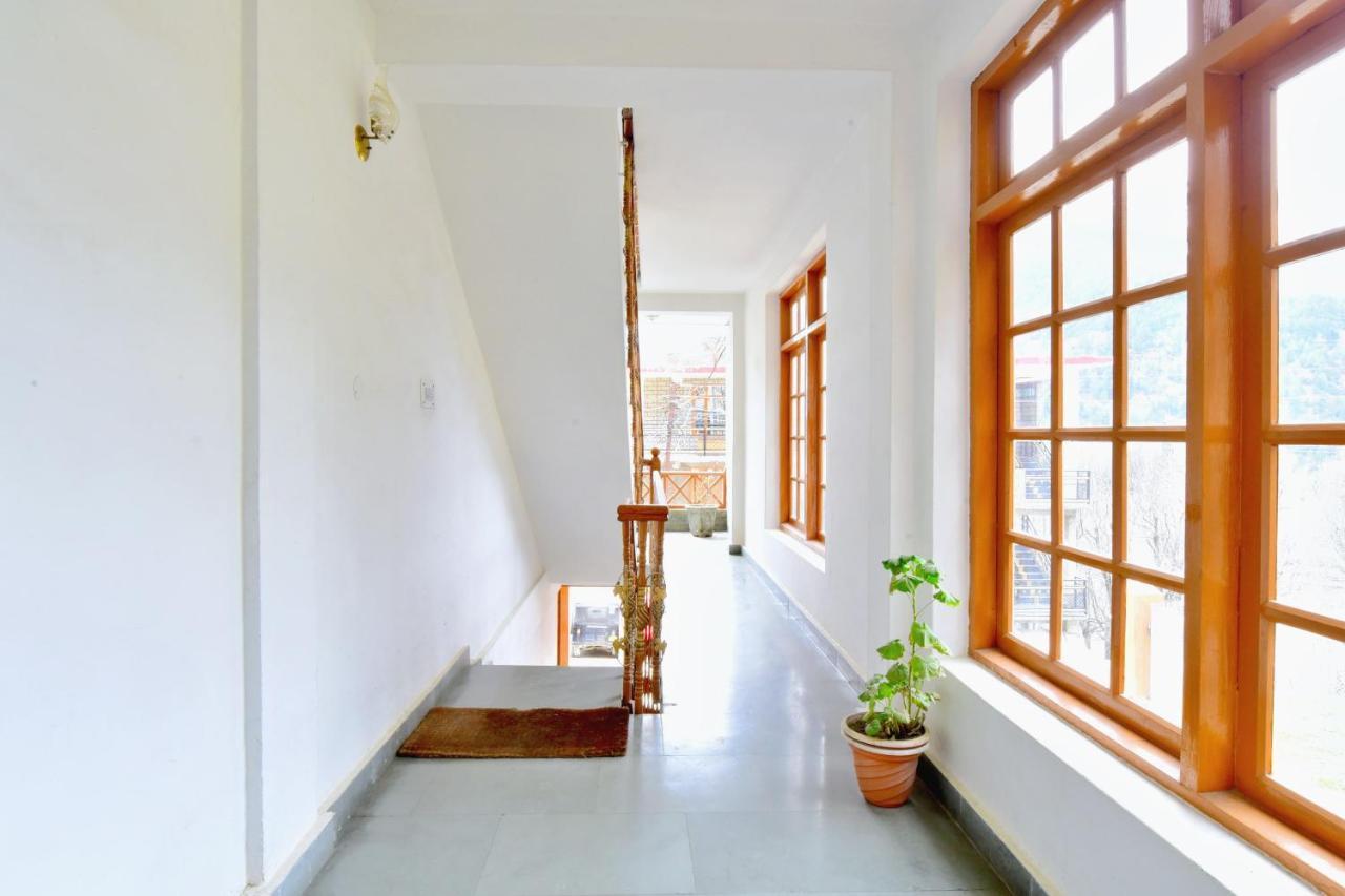 Oyo 10279 Sita Cottage Manāli Exterior foto